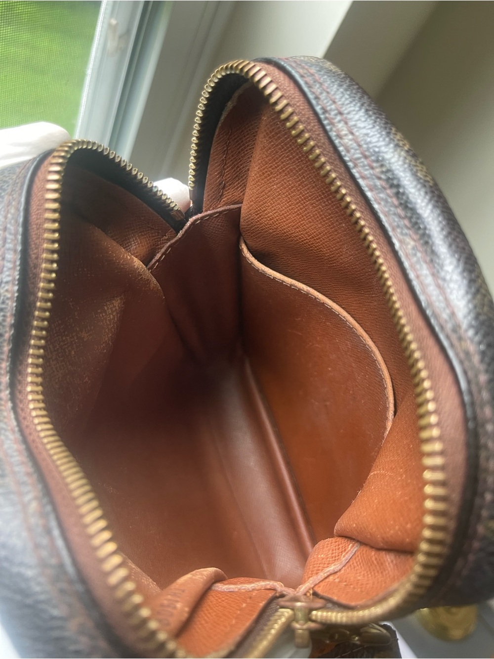 Louis Vuitton Monogram Canvas Messenger Bag in Brown and Tan - Picture 5 of 11